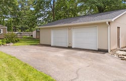 195 Autumnwood Lane, Madison, IN 47250