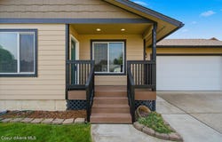 1510 E 2nd Ave, Post Falls, ID 83854