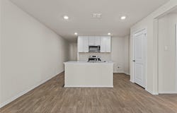 410 WILD GOOSE Dr, Luling, TX 78648