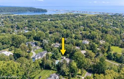 82 Rumson Road, Rumson, NJ 07760