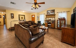 106 WEESE LN, Pleasanton, TX 78064