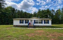 6873 Plank Rd, Kenbridge, VA 23944
