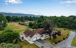 3049 SPRING Road, CARLISLE, PA 17013