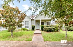 166 Athene St, Fairhope, AL 36532