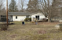 6242 Hawley Highway, Belding, MI 48809
