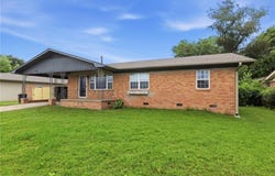 7300 Jenny Lind RD, Fort Smith, AR 72908