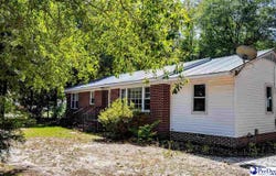 301 Pine St., Nichols, SC 29581-0000