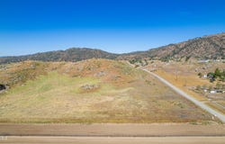 Edward Street, Tehachapi, CA 93561
