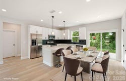 315 W Chestnut Street, Stanley, NC 28164