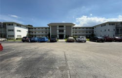 1201 Hillcrest Ct, Hollywood, FL 33021