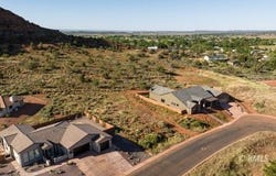 444 E Ladera Ln, Kanab, UT 84741