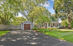 8720 11th Avenue S, Bloomington, MN 55420