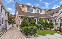 44 Capitol Avenue, Williston Park, NY 11596