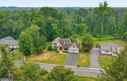 206 BEECH Drive, DOVER, DE 19904