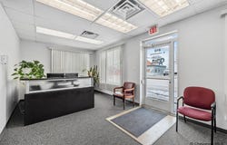 813 E LINCOLNWAY, Cheyenne, WY 82001