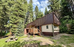 8 Kathleen Way, Cascade, ID 83611