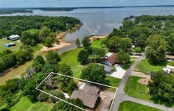 1791 W Mcgill Circle, Eufaula, OK 74432