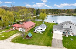 3367 Flint Drive, Sheridan, MI 48884