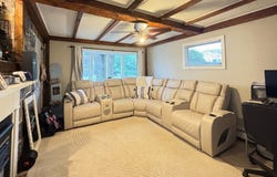 233 West St, Leominster, MA 01453