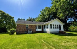 22 NANCY Rd, Millington, TN 38053