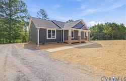 12853 White Oak Road, DeWitt, VA 23840