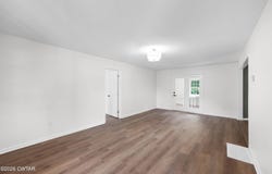 3075 Old Huntingdon Road, Lexington, TN 38351