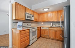 6 WHITEMARSH Court, DOVER, DE 19904