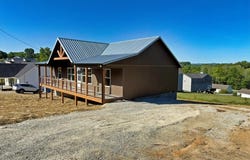 398 Glade Springs Rd, LaFollette, TN 37766
