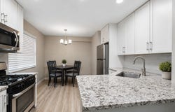 17204 71st Avenue, Tinley Park, IL 60477