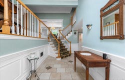 100 Cabot Road, Massapequa, NY 11758