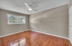 10 N ADAMS Drive, Addison, IL 60101