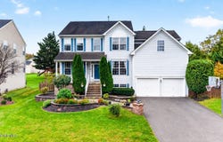 9 Kingstone Lane, East Windsor, NJ 08520
