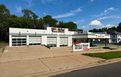 2111 3rd Street, Eau Claire, WI 54703