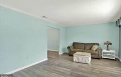5708 GORDON Drive, HARRISBURG, PA 17112