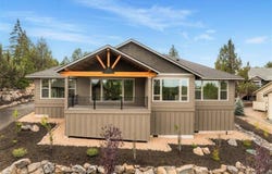 623 Goshawk Drive, Redmond, OR 97756