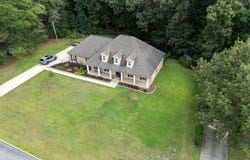 124 Collinswood Drive, Eufaula, AL 36027