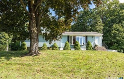9 Robin Drive, East Haven, CT 06513