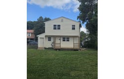 365 S MAGNOLIA AVE, WAYNESBORO, VA 22980