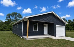 515 College Avenue, Mitchell, IN 47446
