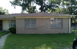 622-624 Newcastle Dr, Sherwood, AR 72120