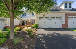 44367 OAKMONT MANOR Square, ASHBURN, VA 20147