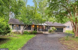 4212 LAKEVIEW Parkway, LOCUST GROVE, VA 22508