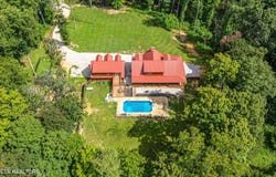 8521 Parker Rd, Corryton, TN 37721