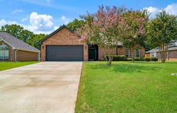 470 Chestnut Lane, Reno, TX 75462