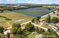 806 Gipson Road, Harrison, AR 72601