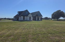 2124 Sundance Rd, Whitesboro, TX 76273