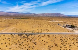 Ottawa, Apple Valley, CA 90307