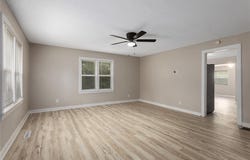 1400 E Hayward Avenue, Independence, MO 64050
