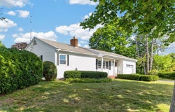 17 Chapel Street, Gardner, MA 01440
