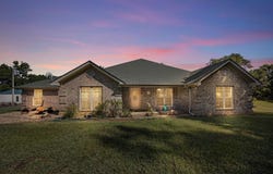33 E LEWISBURG, Vilonia, AR 72173